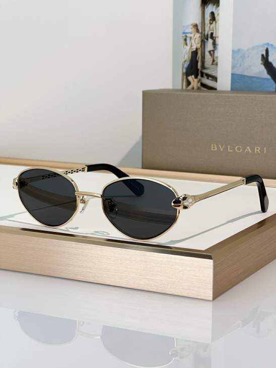 Picture of Bvlgari Sunglasses _SKUfw79279811fw